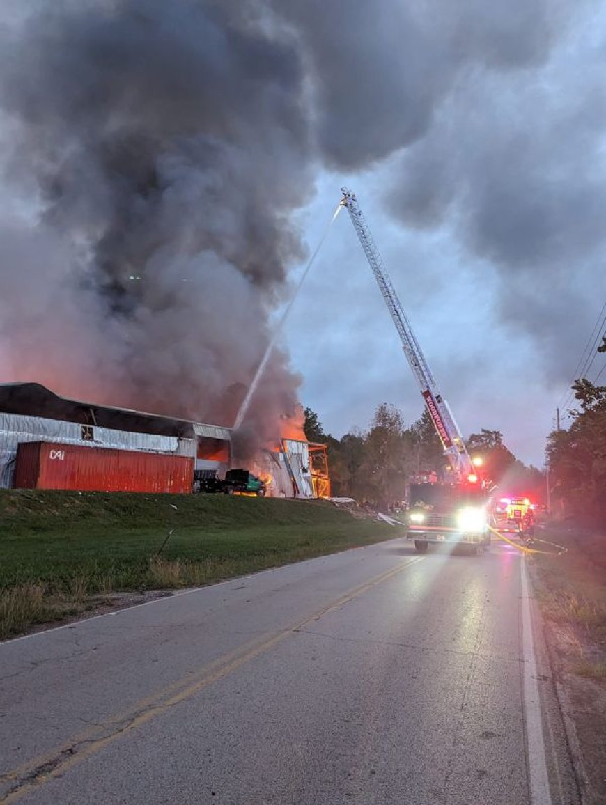 Video: Texas FFs battle ammunition warehouse blaze