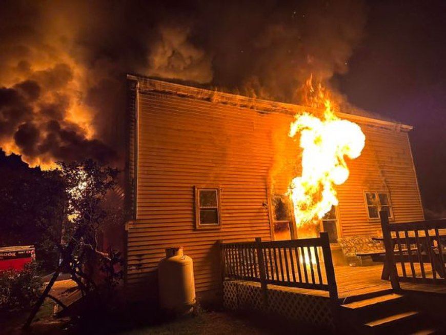 Conn. FFs faced water supply, mechanical problems at house fire