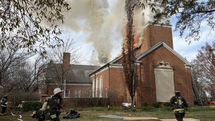Roof collapse traps D.C. firefighters during church fire