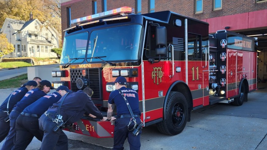 Ill. FD sports new color scheme with new fire engines