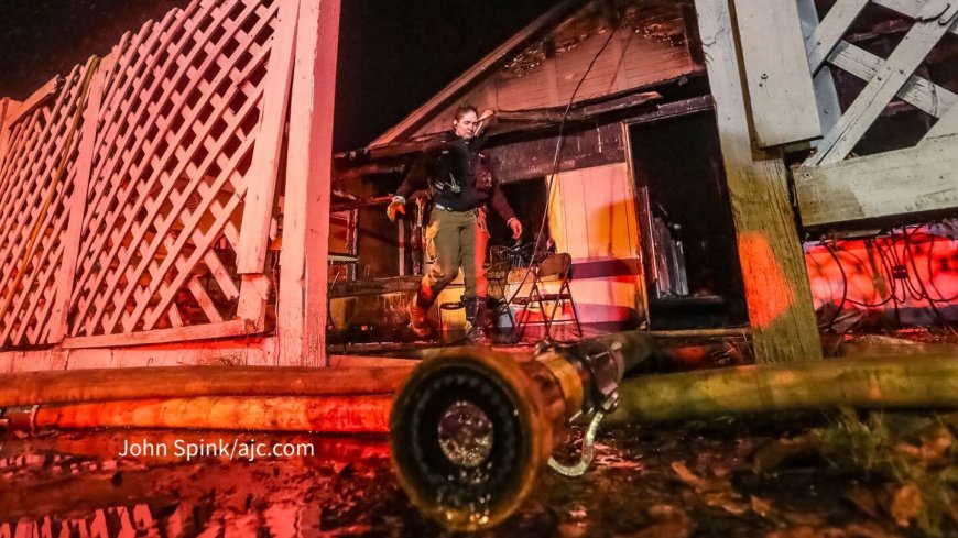 2 dead, several rescued in Atlanta house fires