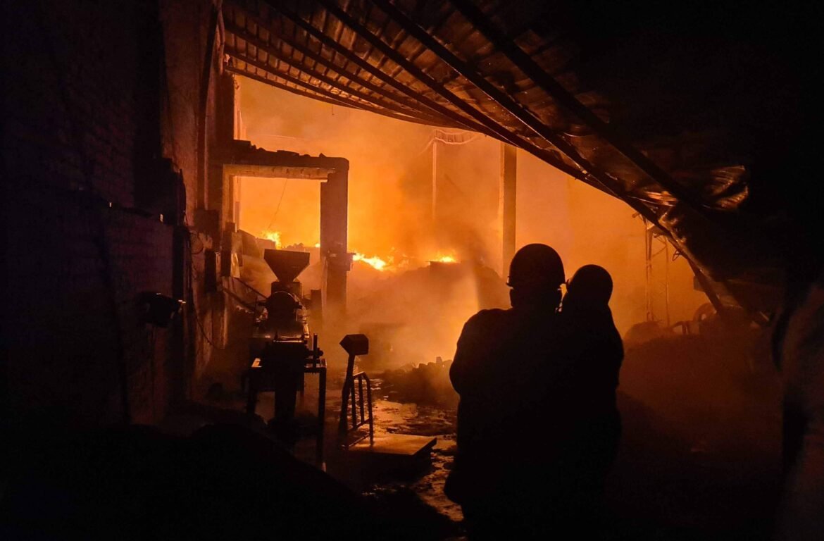 Massive fire breaks out at plastic factory in Ladhowal area